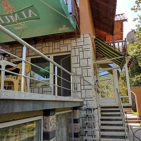 House With Three Verandas * Berkovitsa