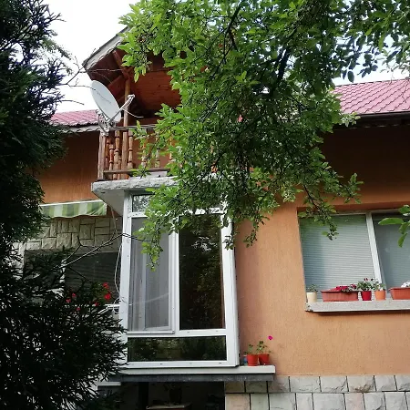 House With Three Verandas * Berkovitsa